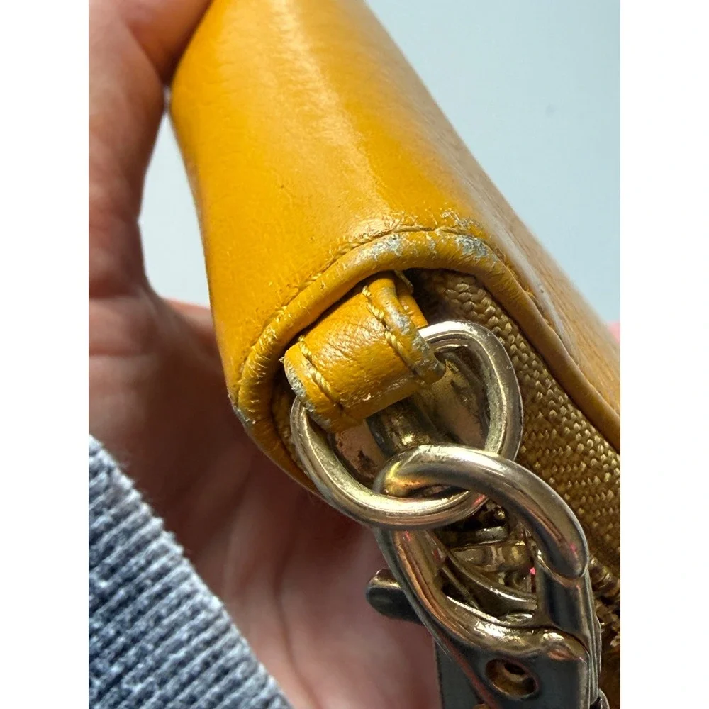 Tory Burch Miller Zip Continental Wallet Yellow Leather Wristlet Preppy Luxury‎